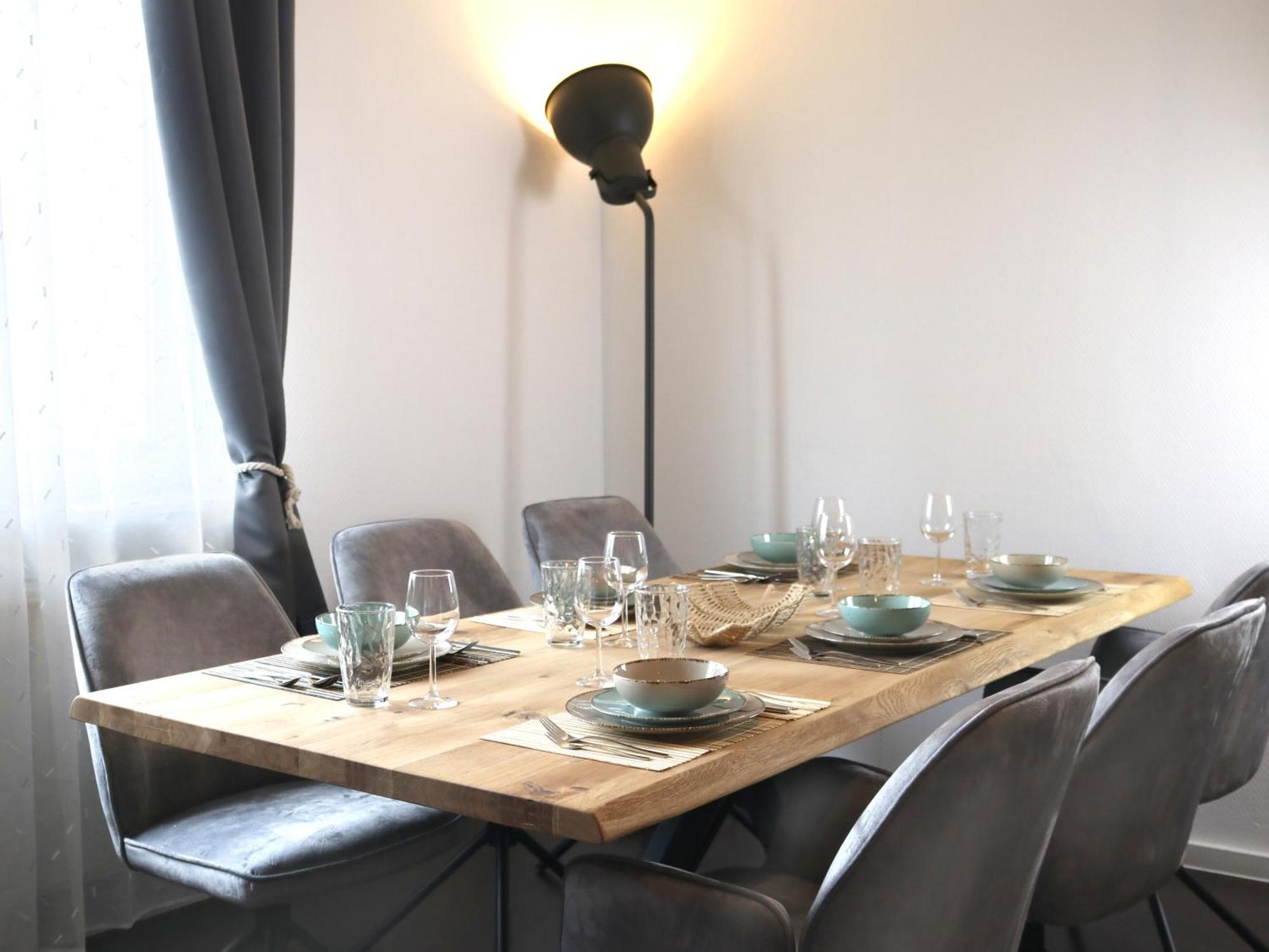 Apartment Sewo Fichte, Wohlfuehl-apartment Mit Balkon In Wiesbaden