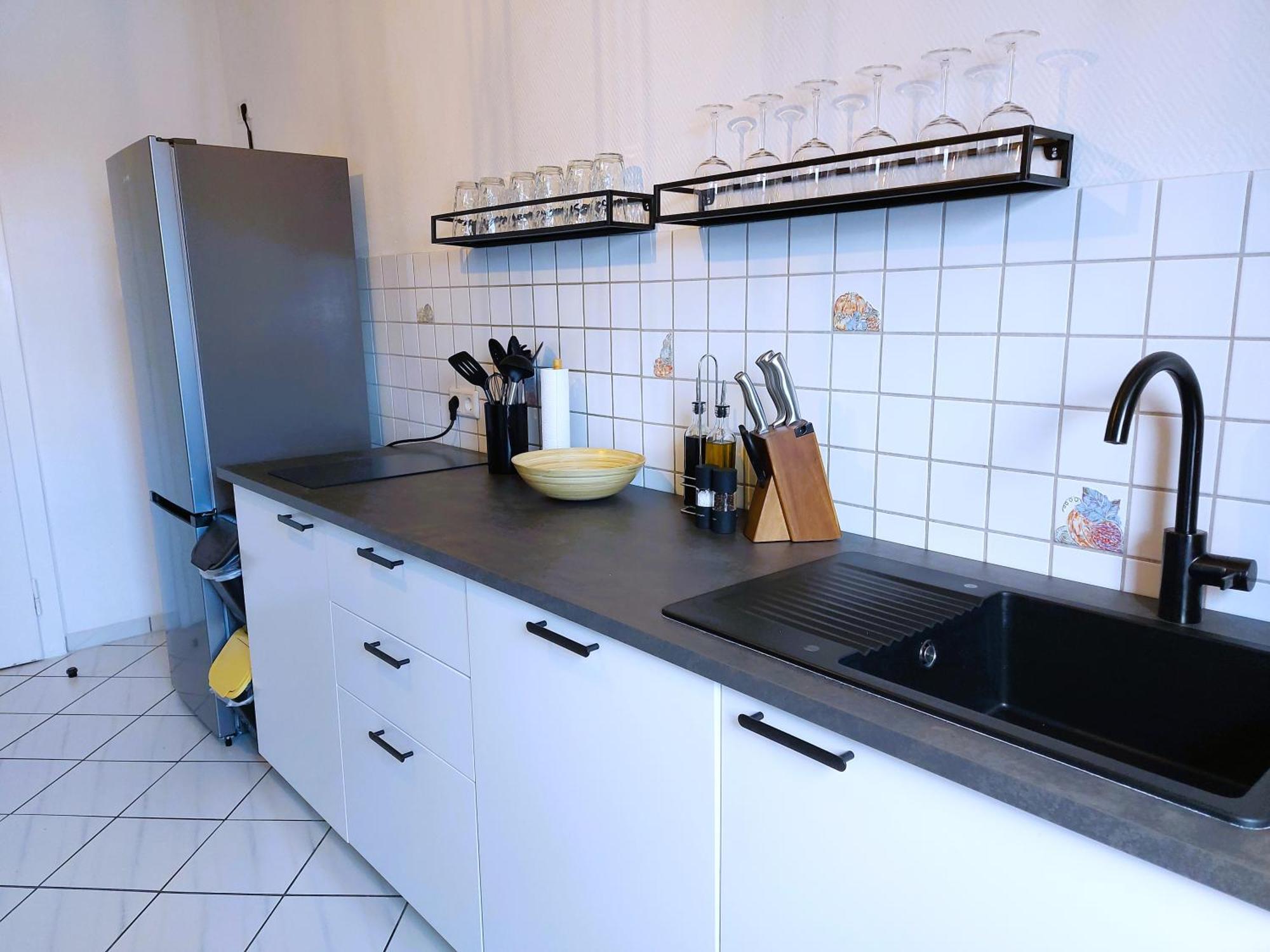 Sewo Fichte, Wohlfuehl-apartment Mit Balkon In Apartment Wiesbaden